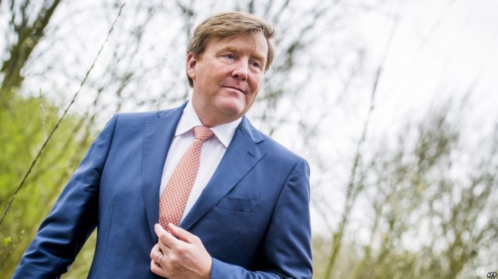 ملك هولندا: لا يمكننا إيقاف كورونا