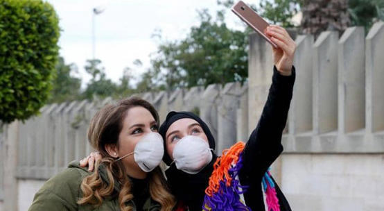 كورونا يتسبب بانخفاض مبيعات الهواتف منذ