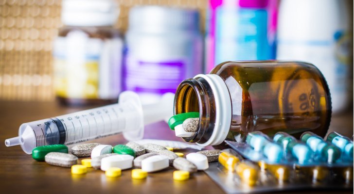 الصحة توجه لايصال الأدوية الشهرية للمرضى