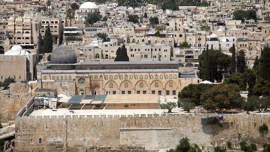 الأوقاف: تعليق حضور المصلين للمسجد الأقصى