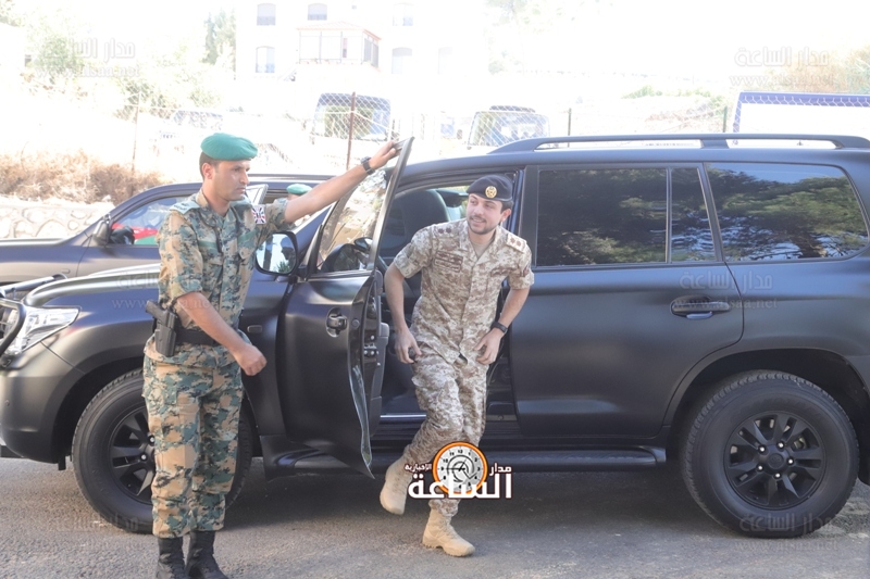 الأمير الحسين يهاتف ولي العهد البحريني