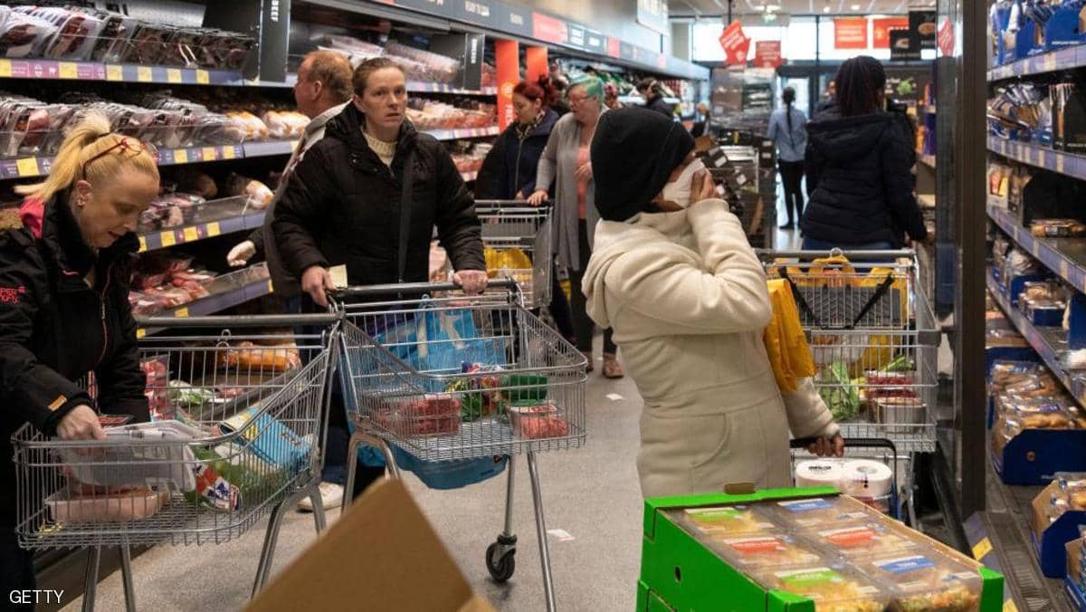 كورونا.. هل من الخطر شراء البقالة