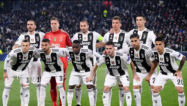 يوفنتوس يتفق مع المدرب ولاعبيه على