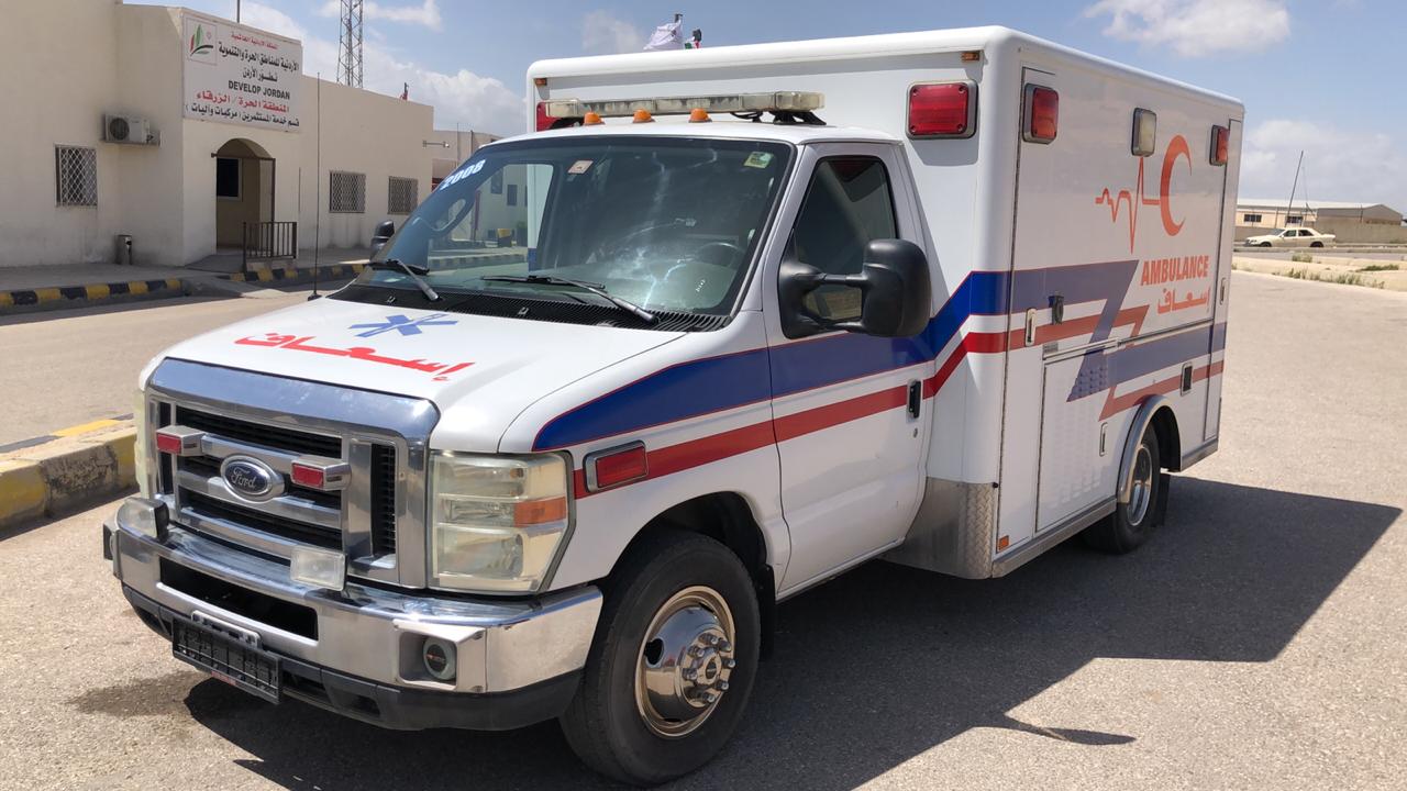 فراس جواد الرطروط واخوانه يقدمون سيارتي