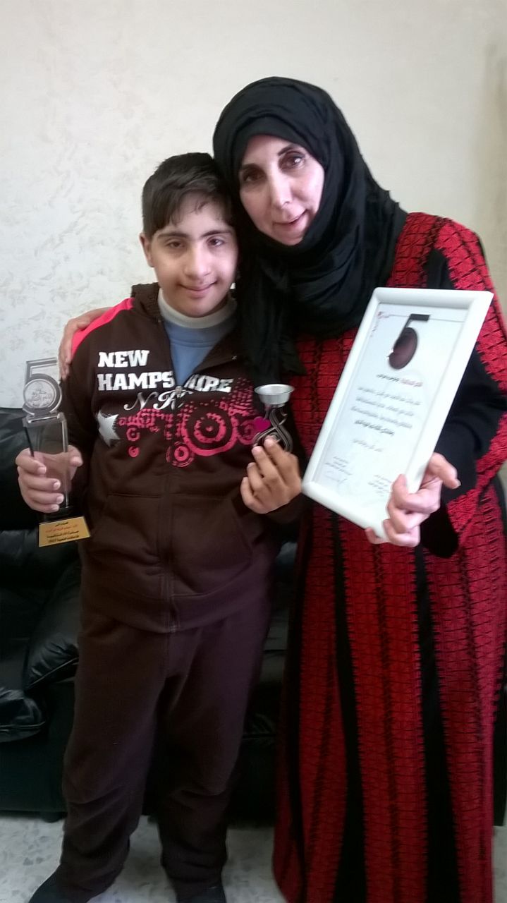 نشمية أردنية تحصل على جائزة كويتية