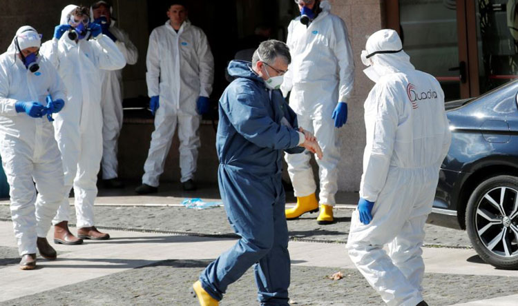 3 مليارات إنسان معزولون داخل منازلهم..