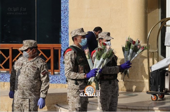 بالصور.. نقل المحجور عليهم من فنادق