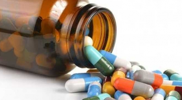 وزير الصحة يوعز بعدم استيفاء أجور