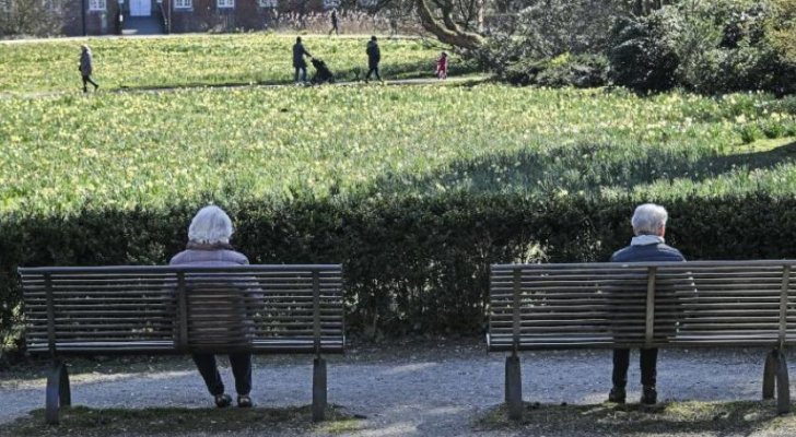 علماء النفس يكشفون فوائد التباعد الاجتماعي