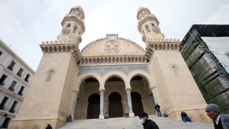 وفاة نائب جزائري بكورونا