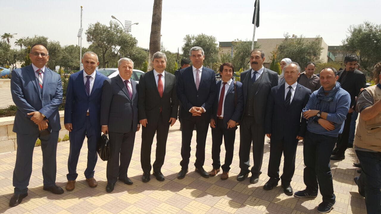 السفير التركي يتغزل بإربد