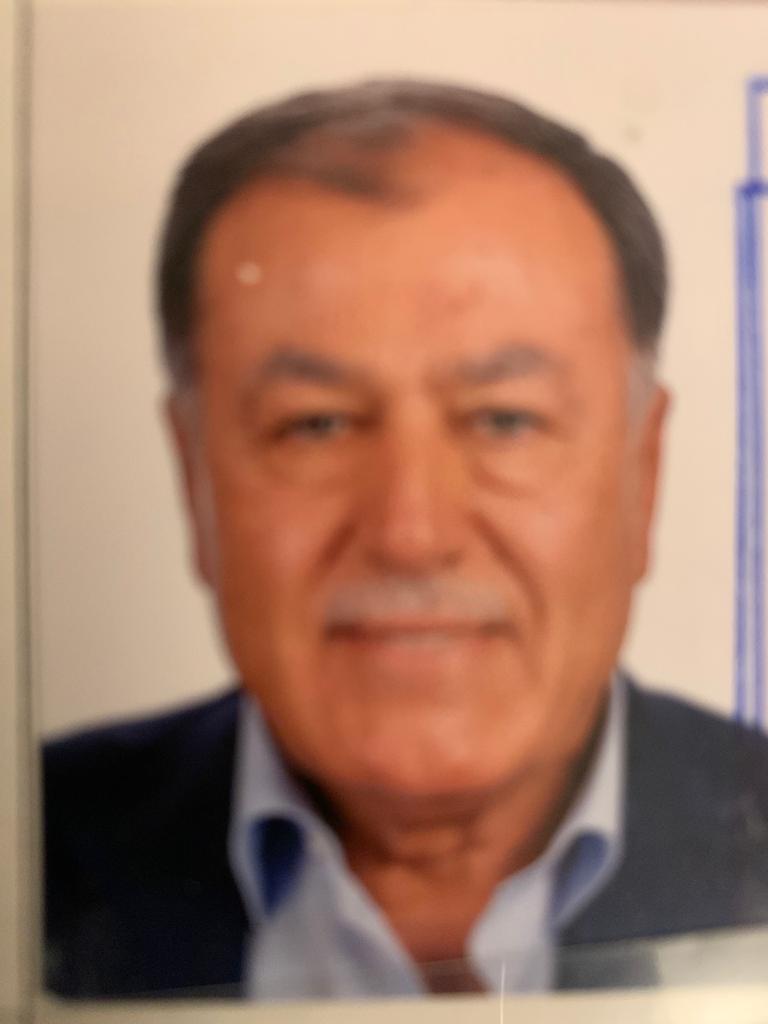 نبيل اسماعيل يستقيل بعنف من مجلس