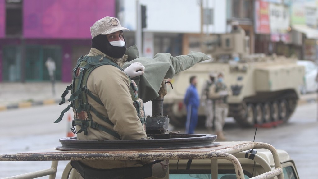 لجنة الأوبئة: الحظر الشامل سهل عمل