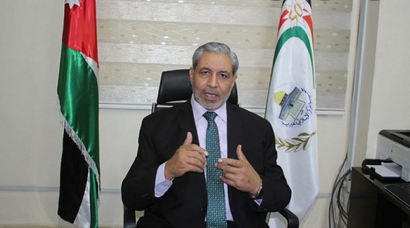 جمعية المركز الإسلامي توزع طرود ومساعدات