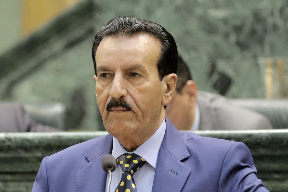 العكايلة يطالب بمضاعفة أجور العاملين في