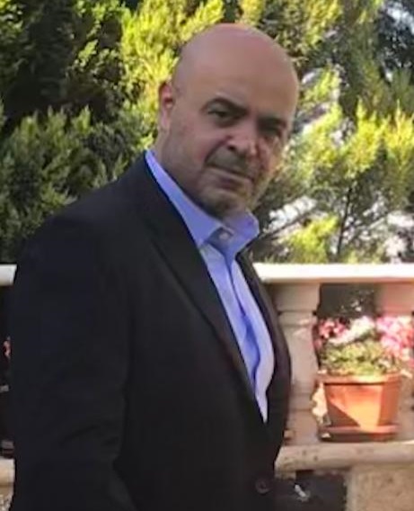 العبادي يكتب: ملك الإنسانية والتواضع