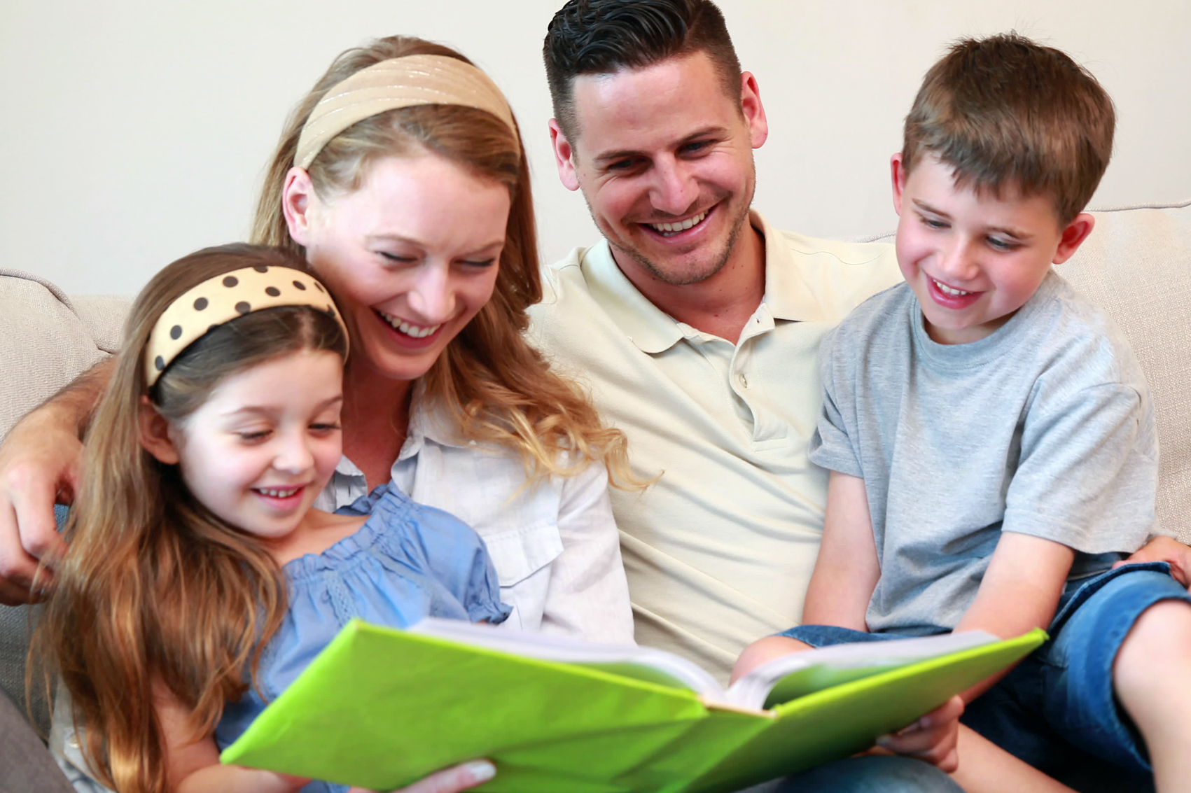 الحجر المنزلي فرصة للتقارب الأسري ولتغيير