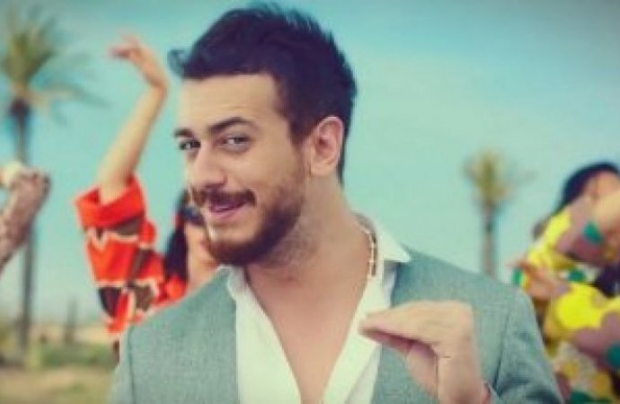 فرنسا: الإفراج عن المغني المغربي سعد