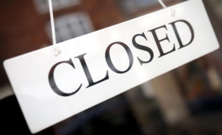 إغلاق سوبر ماركت في إحدى مناطق