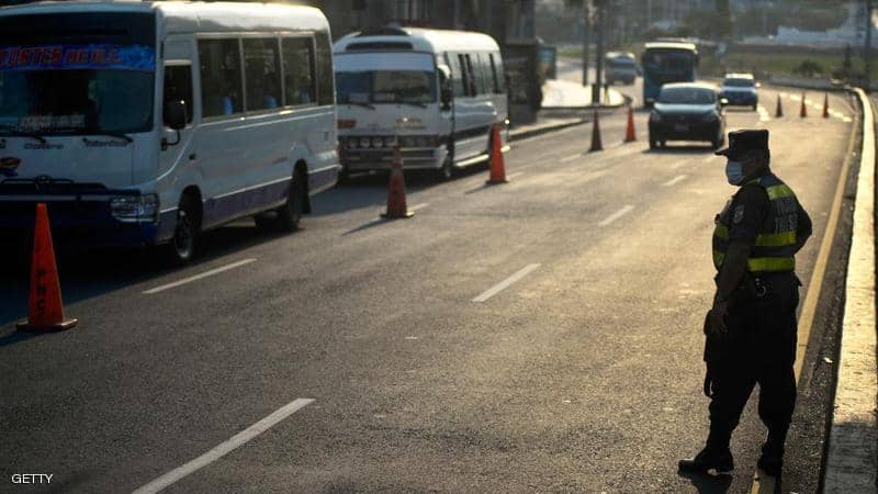 رئيس يهدد مخالفي قواعد كورونا.. وشرط