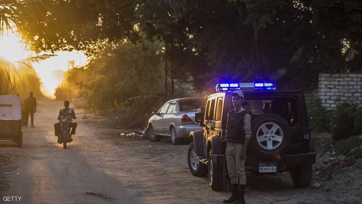 مصر.. الأمن يداهم خلية إرهابية شرقي