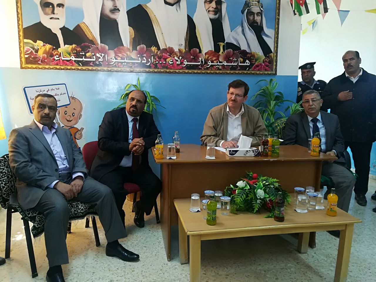 الشياب يطلع على واقع الخدمات الصحية