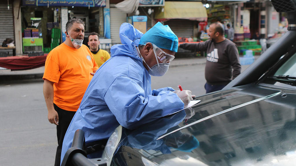 لجنة الأوبئة: جمع 400 عينة فحص