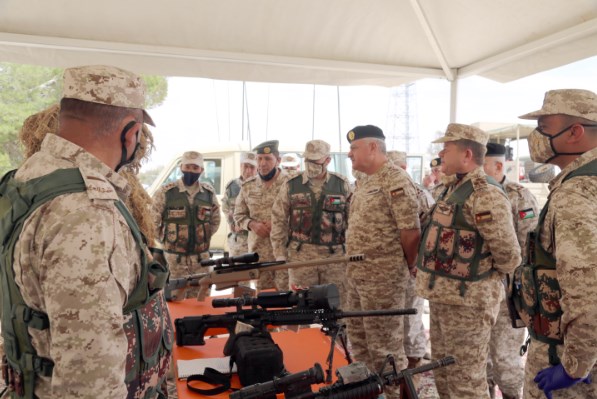 الحنيطي يزور قيادة لواء الأمير الحسن