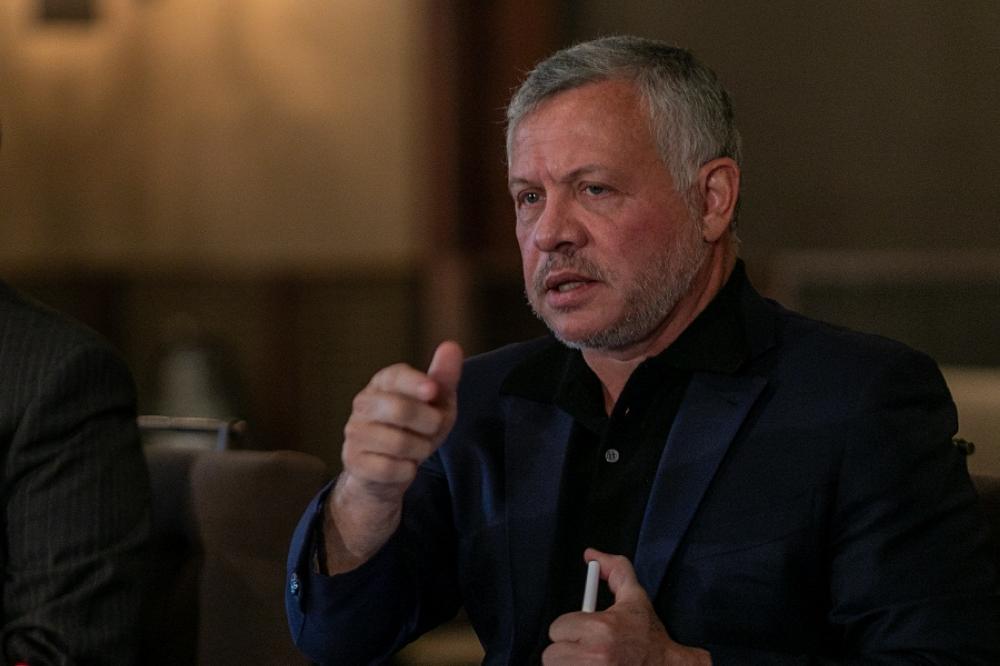 الملك يتبرع لوزارة الصحّة ويقدم دعما