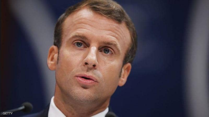 ماكرون يدخل على خط أزمة كورونا..