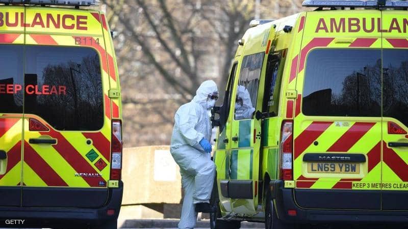 بريطانيا قد تواجه 6 موجات كورونا..