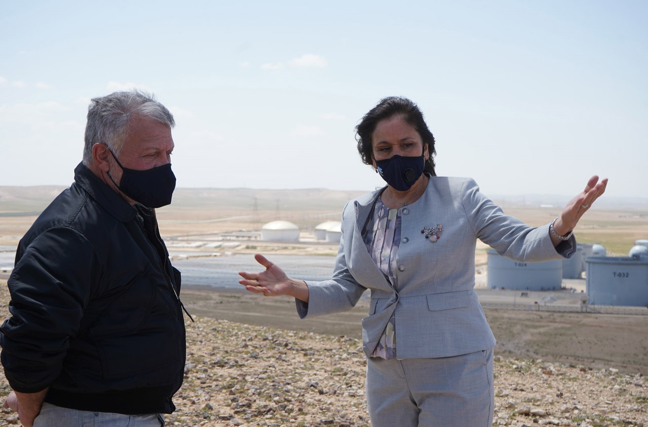 ماذا تفقد الملك في الماضونة (صور)