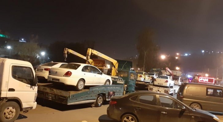 ضبط 30 مركبة و 43 شخصا