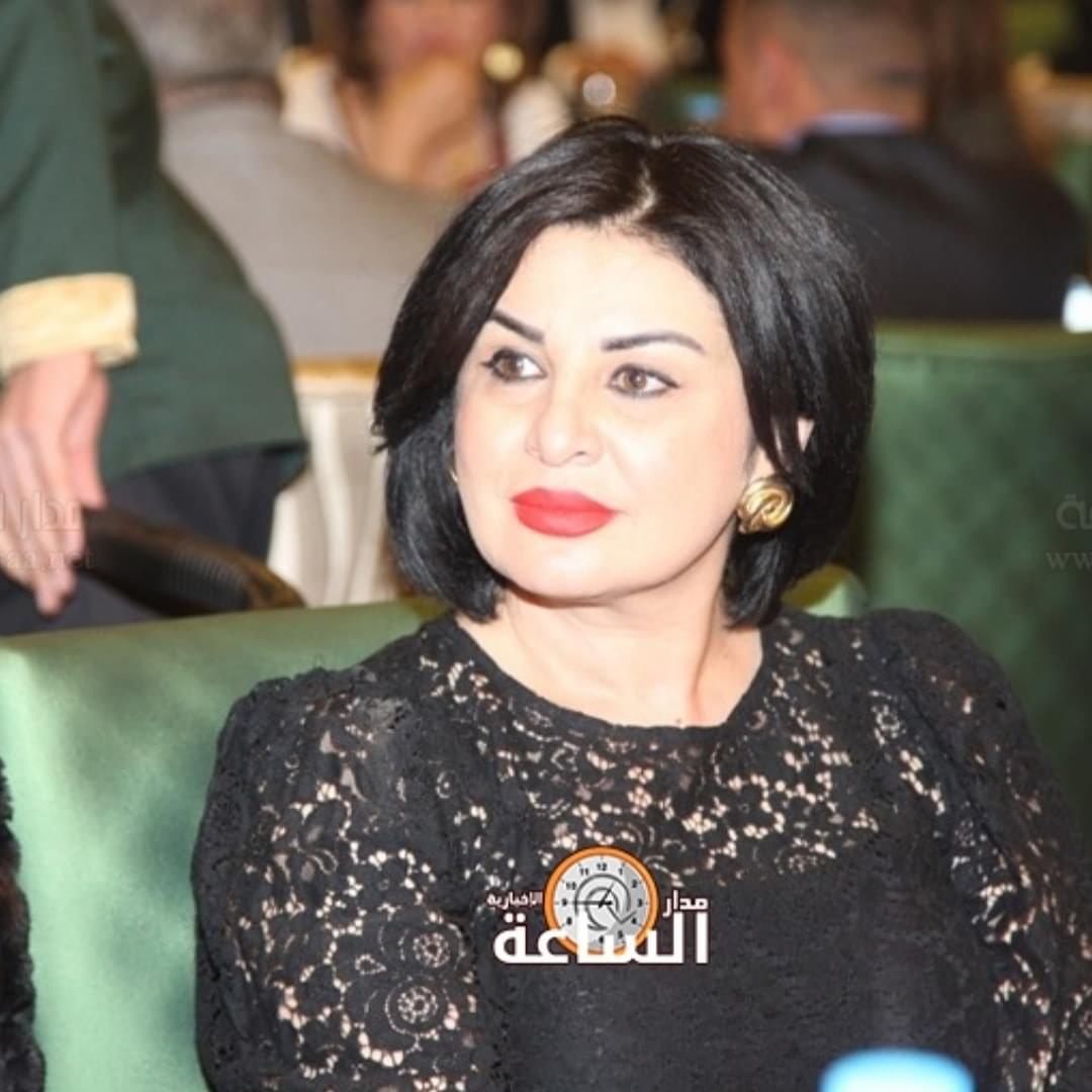 زريقات تكتب: كورونا بين التباعد الاجتماعي