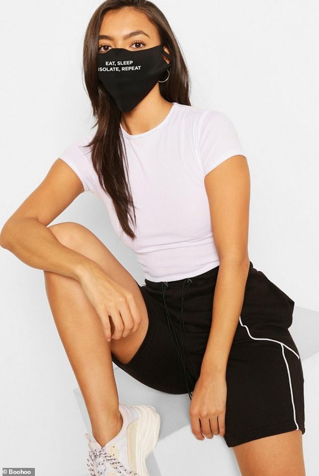 اتهامات لماركة عالمية تتعلق ببيع أقنعة