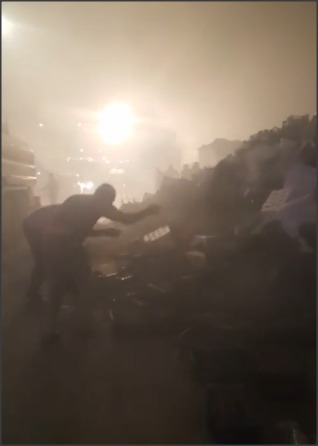 حريق باحد مستودعات البولسترين في منطقة