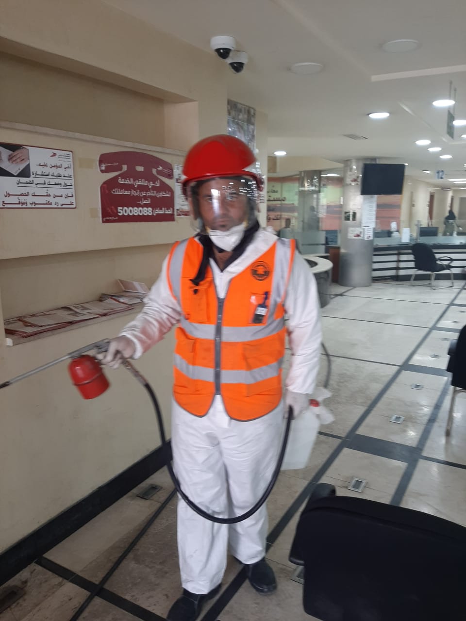 الفوسفات تواصل عمليات التعقيم للدوائر الرسمية