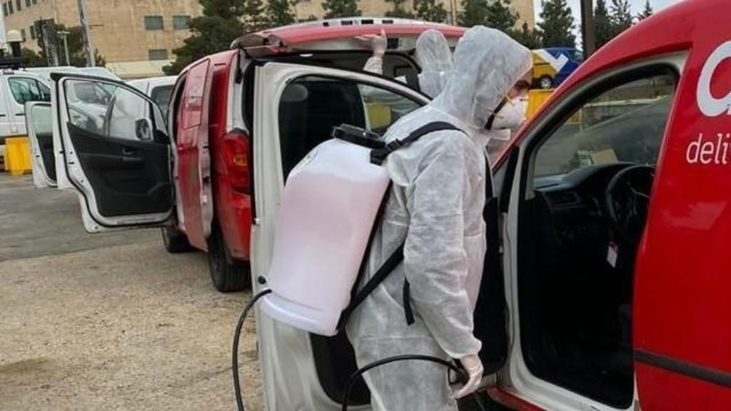 إيصال 446 ألف طرد للمنازل عبر