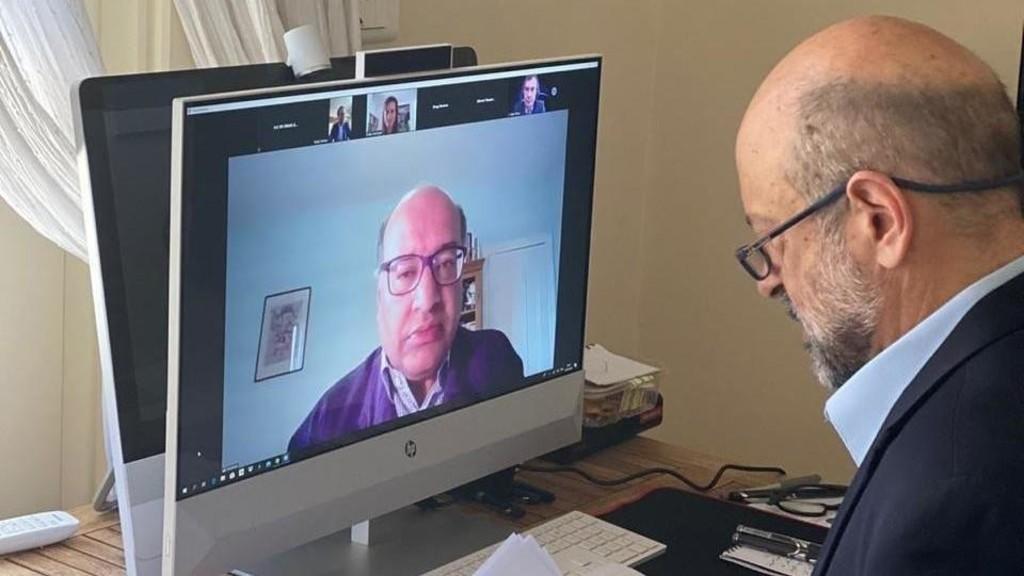 الرزاز يبحث مع البنك الأوروبي التعاون