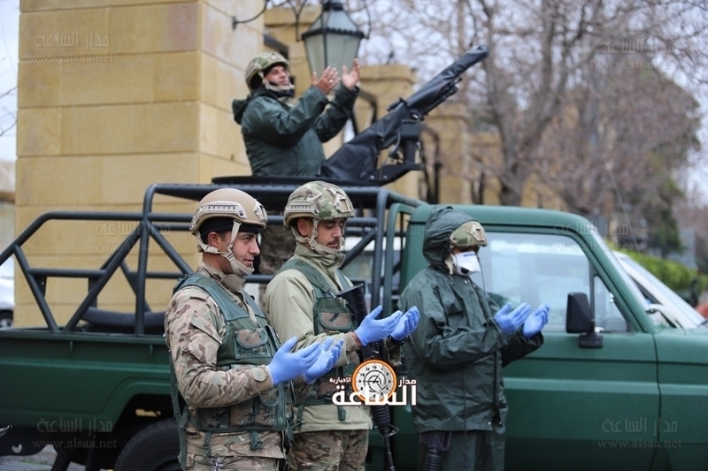 الجيش الانسان