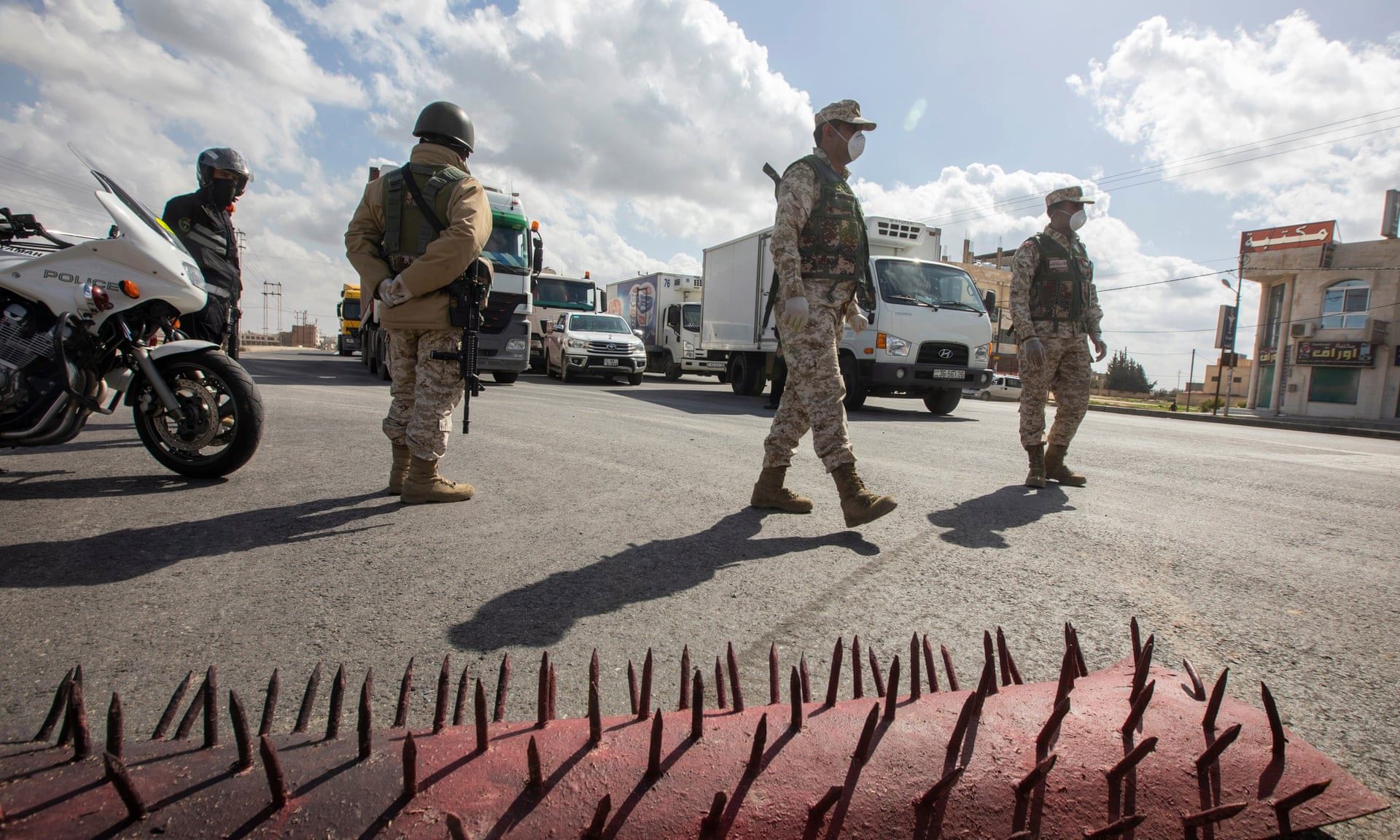 بدء حركة المركبات ذات الأرقام الفردية