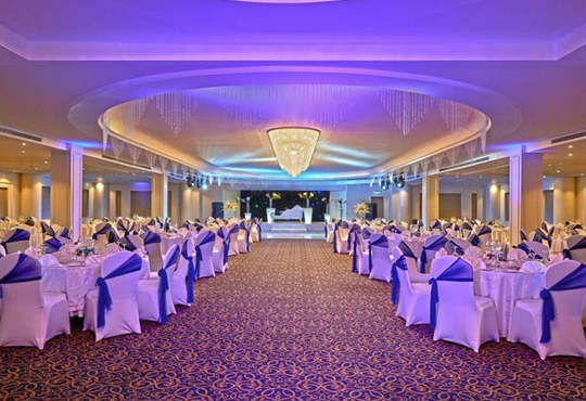 لجنة الاوبئة: فتح دور السينما وقاعات