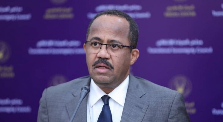 وزير الصحة السوداني: المصاب بكورونا نعطيه