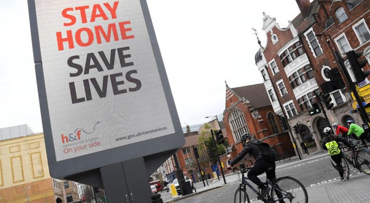 كورونا يواصل حصد الأرواح في إسبانيا