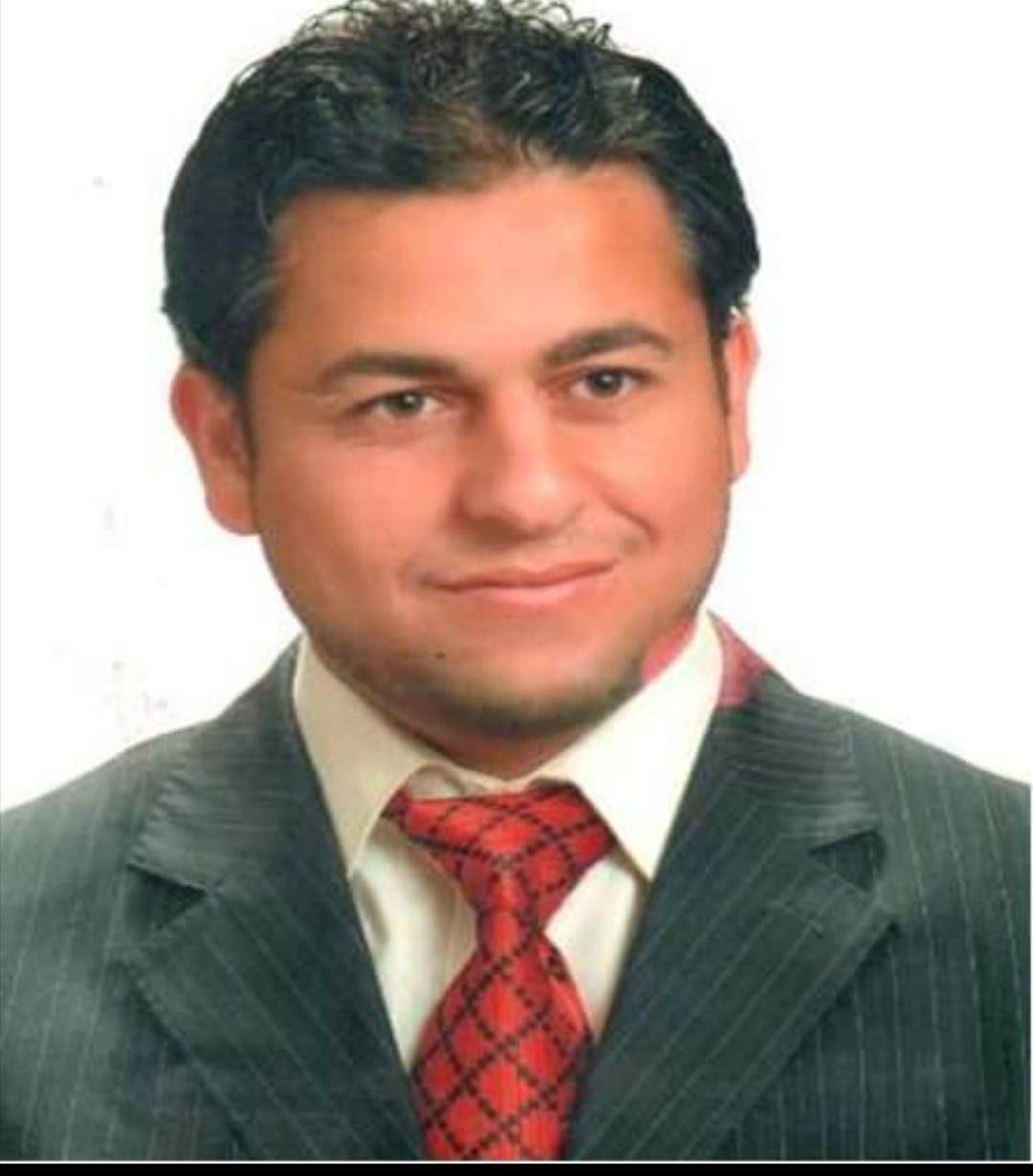 بيضون يكتب: الاستقواء والاستجداء