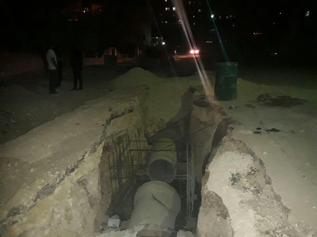 وفاة طفل تدحرجت عليه ’ماسورة‘ صرف