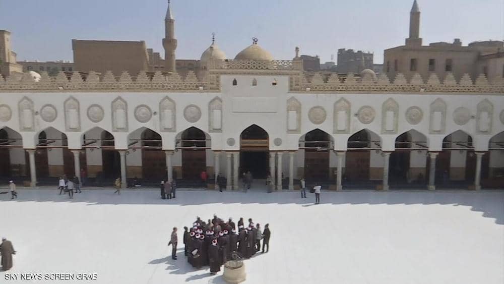 مصر.. هكذا سيقيم الأزهر صلاتي التراويح