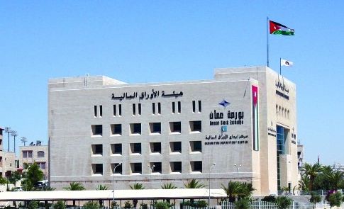 الأوراق المالية تمدد المهلة القانونية للإفصاح