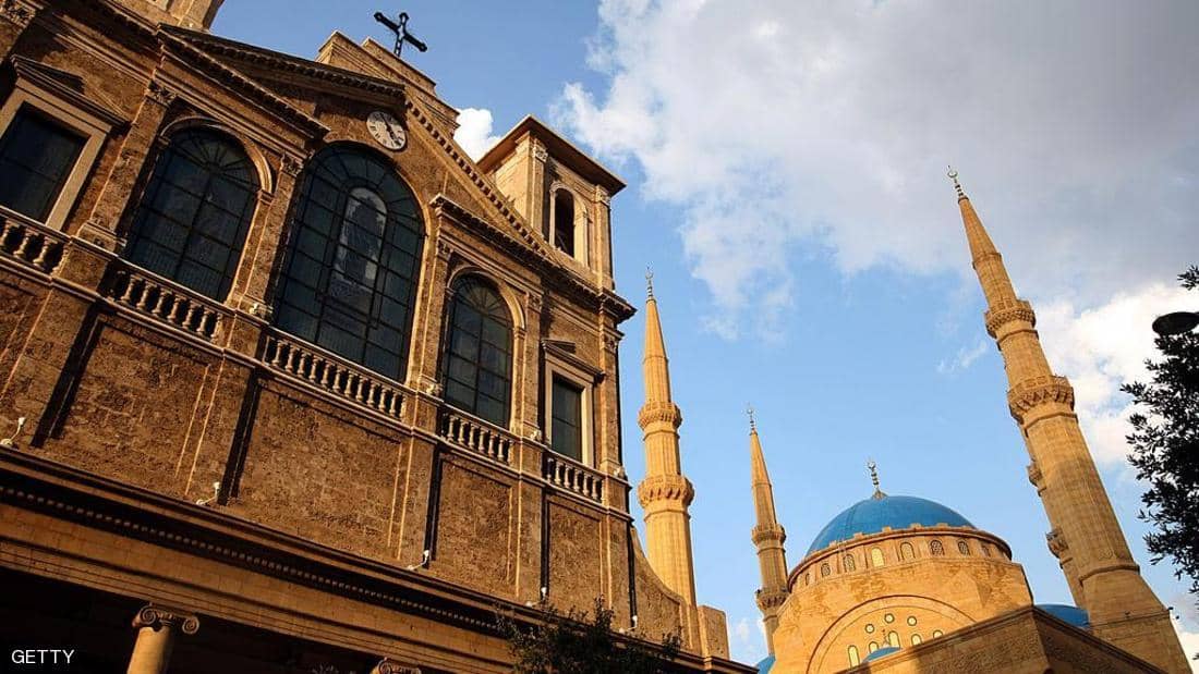 لبنان يسمح بإقامة الجمعة بالمساجد وقداس