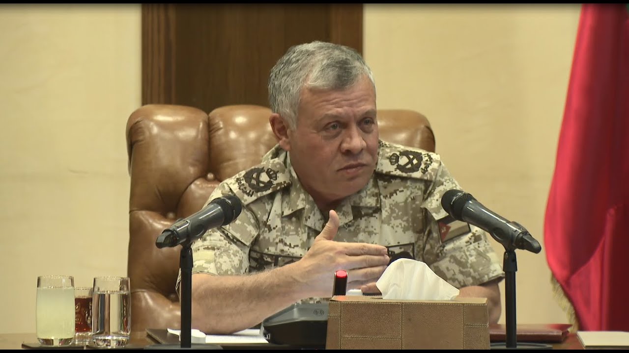 الملك يؤكد ضرورة تعزيز التنسيق بين